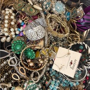 5lb Assorted Craft Jewelry broken damaged bag 004 - 4lb 13.6oz